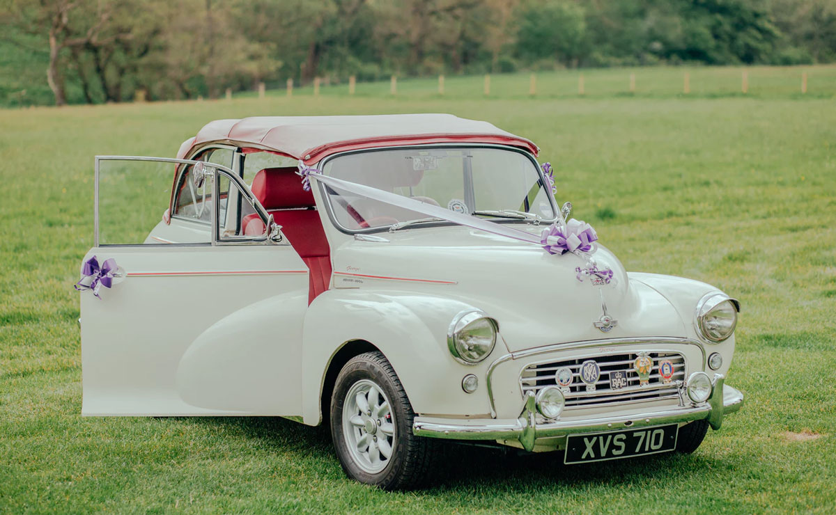 Choisir une voiture ancienne pour son mariage !